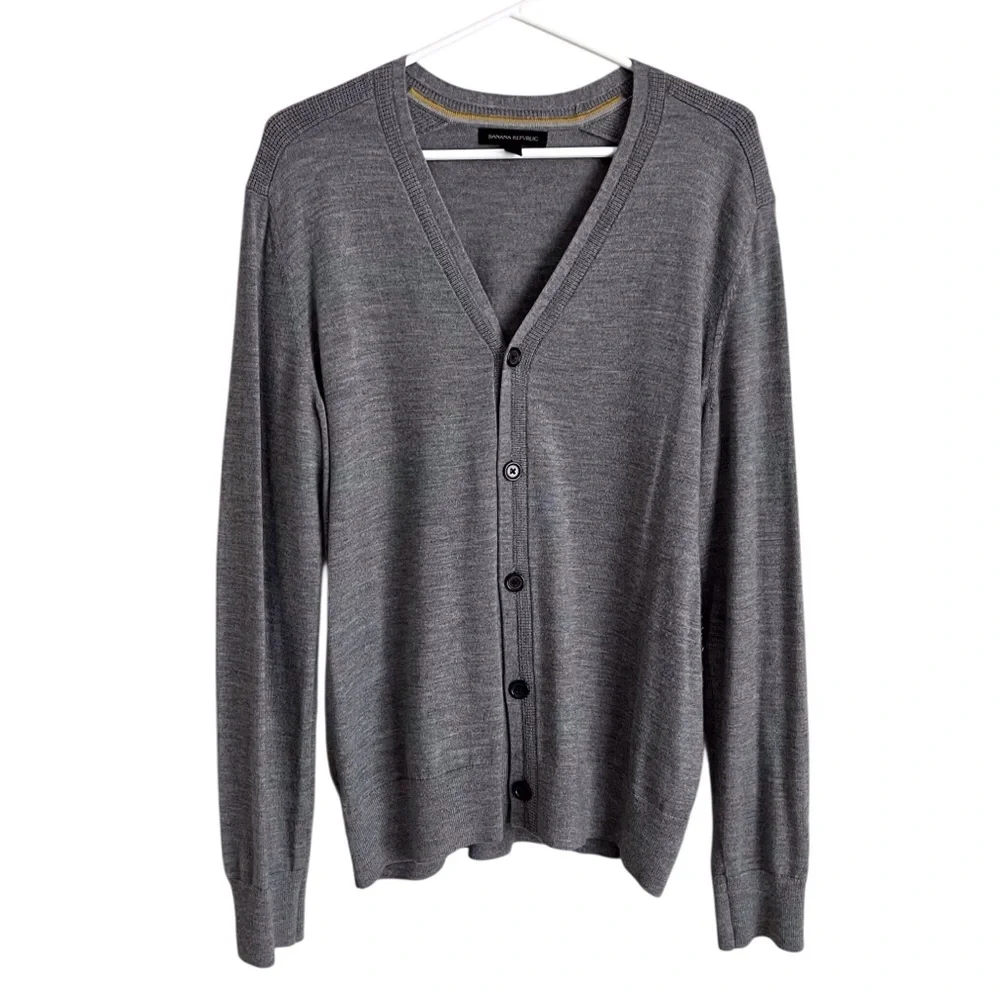 Banana Republic Men’s Grey Cardigan Sweater Merino Wool Bld Preppy Neutral Large